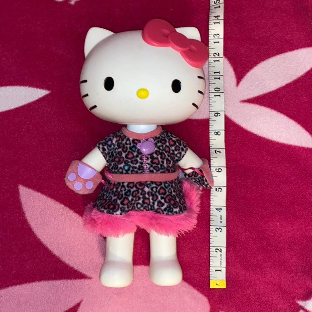 Hello Kitty Large Collectible Sanrio 13" Plastic Figure Doll Blip Toys 2013